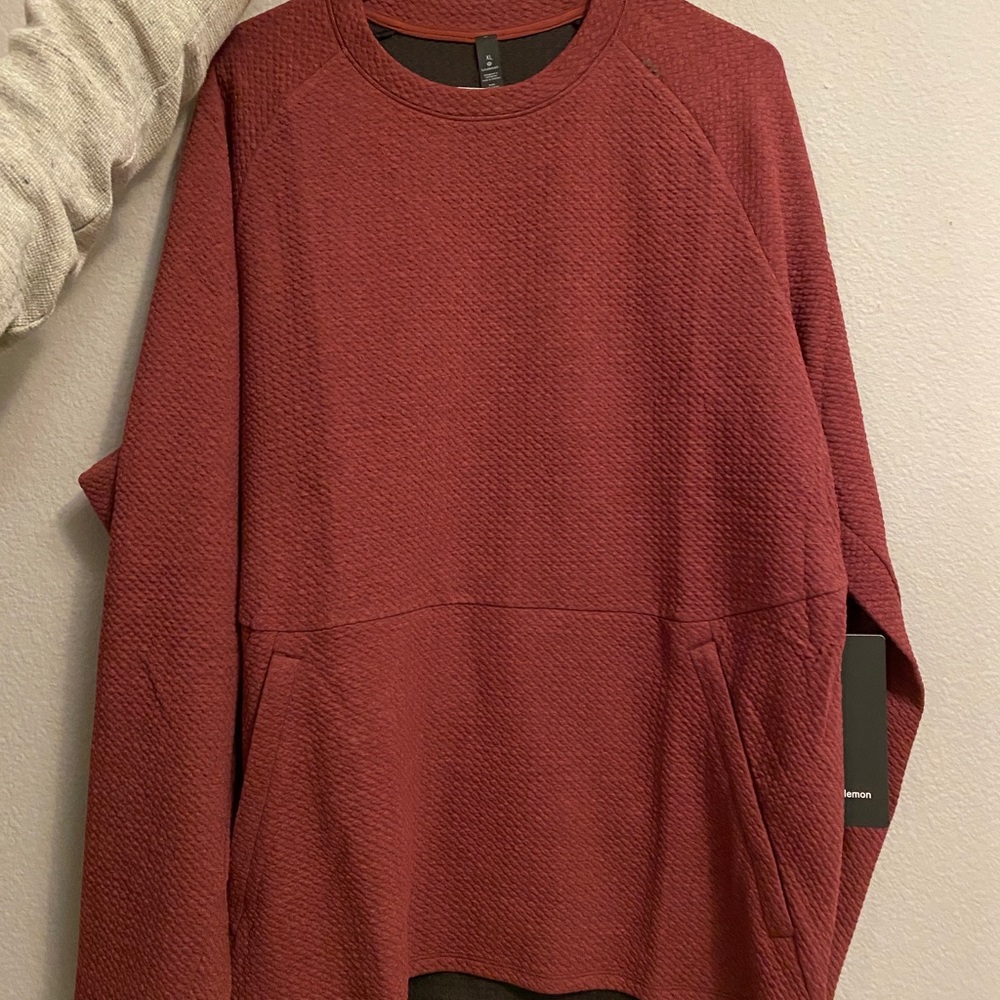 Lululemon crew neck